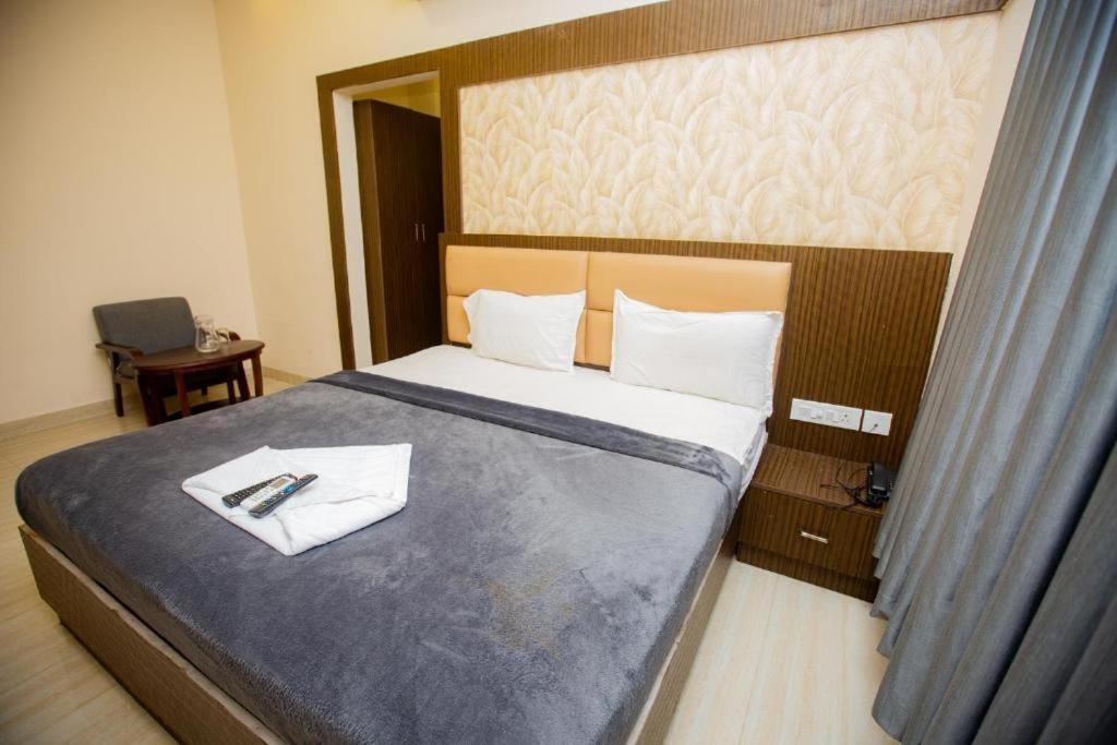 The Park Avenue - Business Class Near Railway Station Periyamet